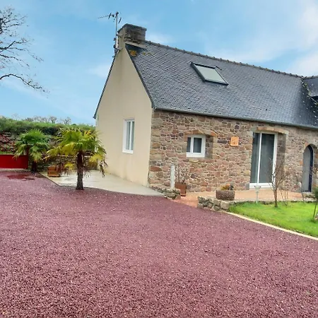 La Forge De La Fontaine Casa vacanze Pléhédel